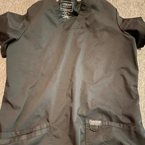 SCRUBS - Picture 12 of 16